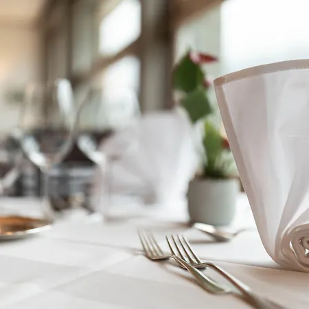 Parkhotel Schoenegg 3* Grindelwald