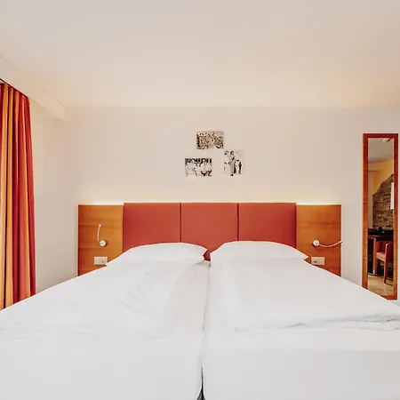 Ξενοδοχείο Parkhotel Schoenegg 3*