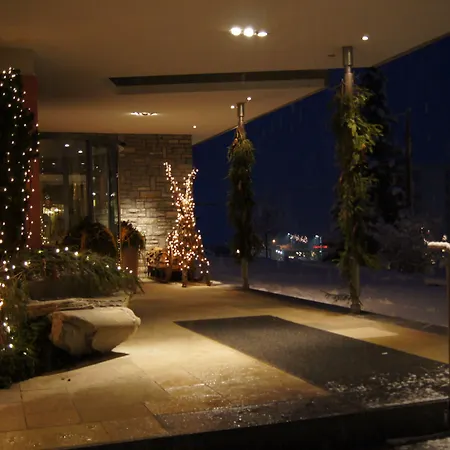Ξενοδοχείο Parkhotel Schoenegg 3*
